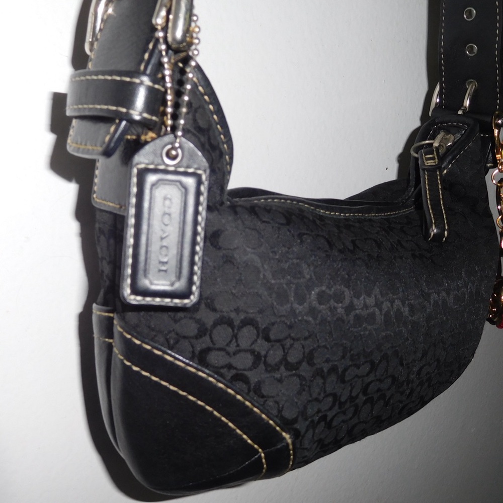 Coach Black Shoulder Bag - Picture 3 of 8